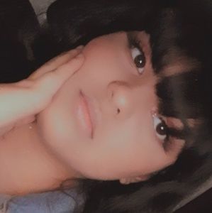 Meet your Posher, Celine